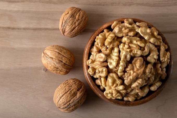 Ahuja Mart Premium Walnut Kernels 1KG– Handpicked, Crunchy & Fresh Akhrot Giri | Omega-3 Rich, Protein-Packed, Brain-Boosting Nuts for Snacking, Baking, Salads & Daily Nutrition